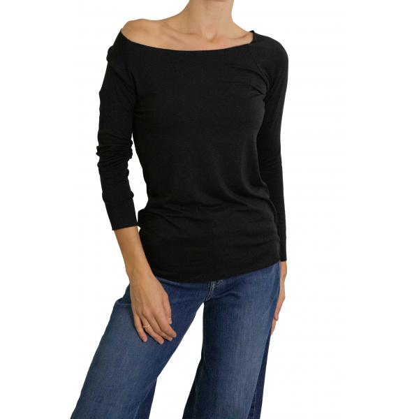 Maglia con scollo a scatoletta con manica lunga 